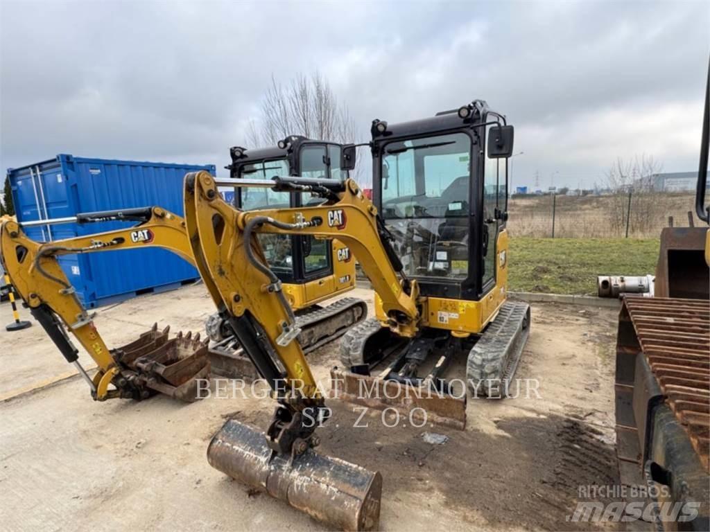 CAT 302CR Paletli ekskavatörler