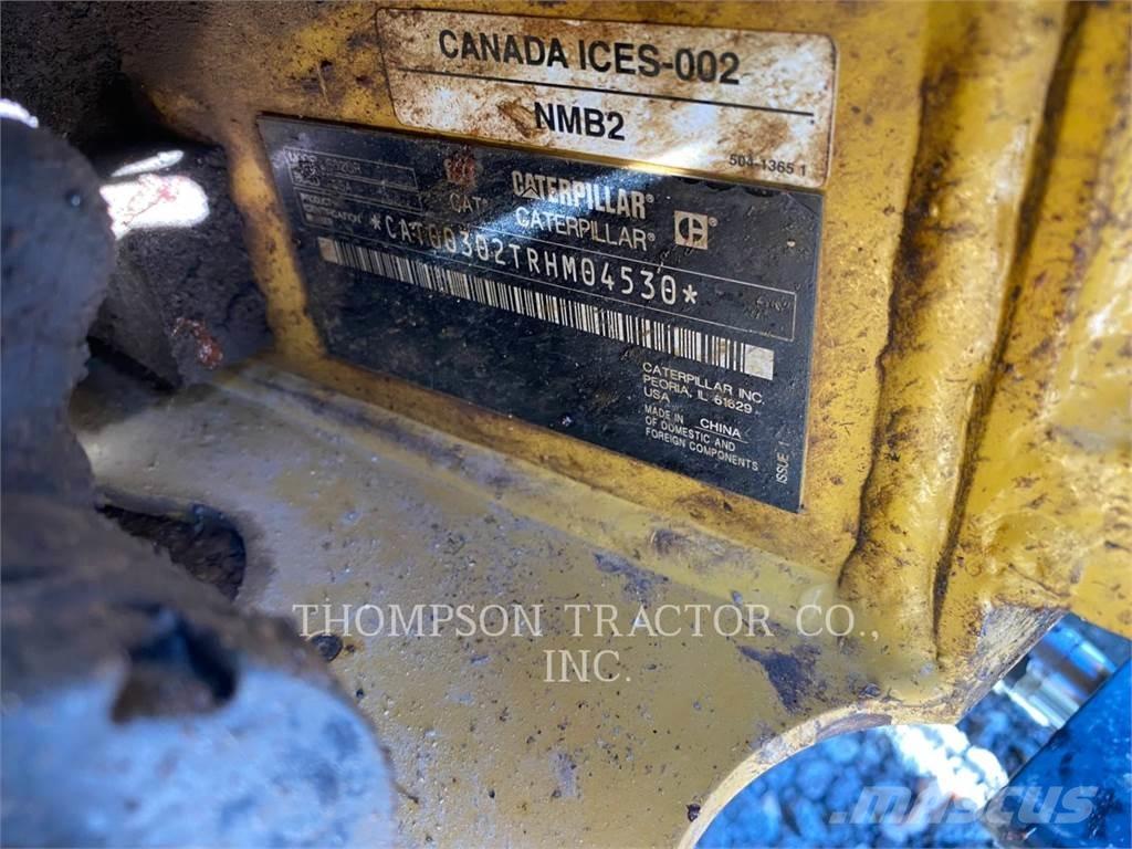 CAT 302CR Paletli ekskavatörler