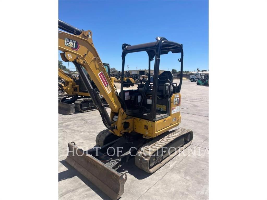 CAT 303 Paletli ekskavatörler