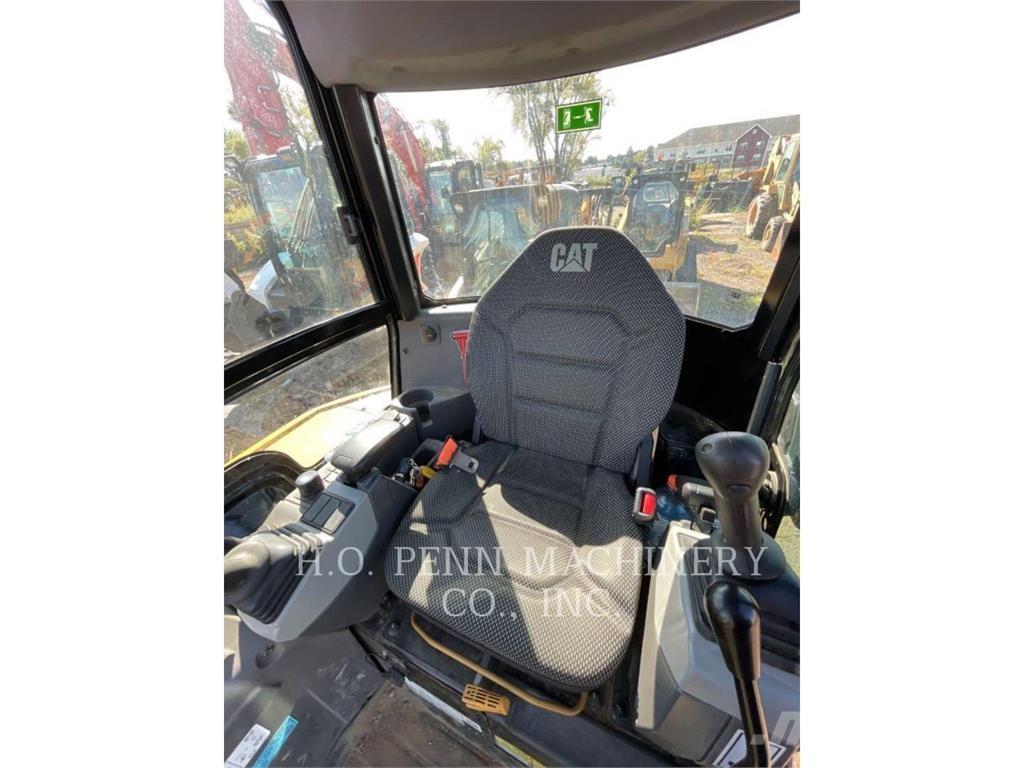 CAT 303-07CR Paletli ekskavatörler