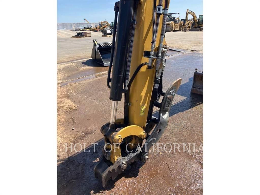 CAT 303.5 Paletli ekskavatörler
