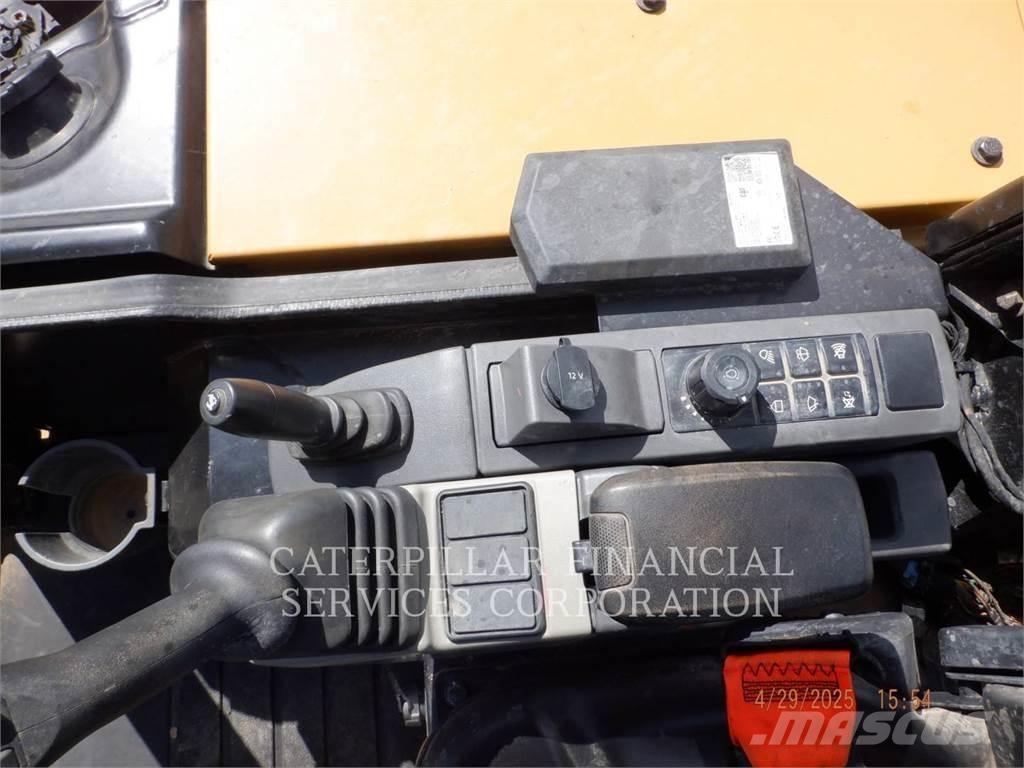 CAT 303.5-07CR Paletli ekskavatörler