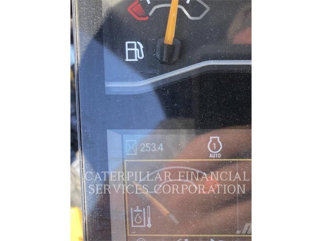 CAT 303.5-07CR Paletli ekskavatörler