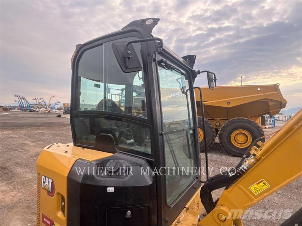 CAT 303.5 C3 Paletli ekskavatörler