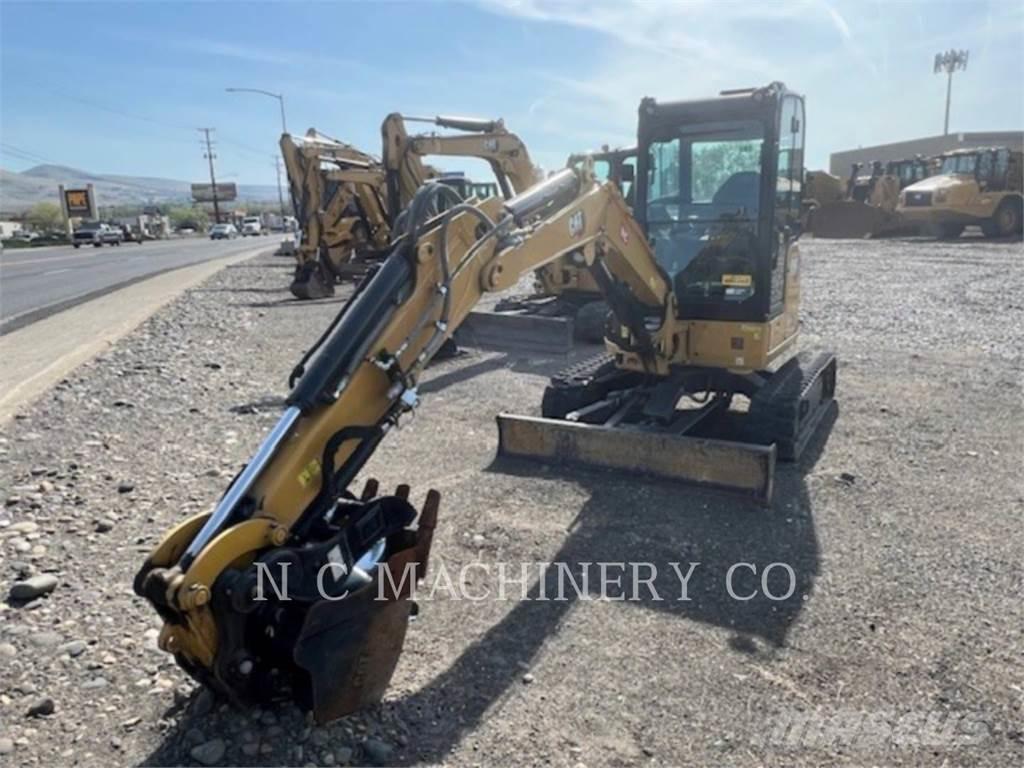 CAT 303.5 CRCB Paletli ekskavatörler