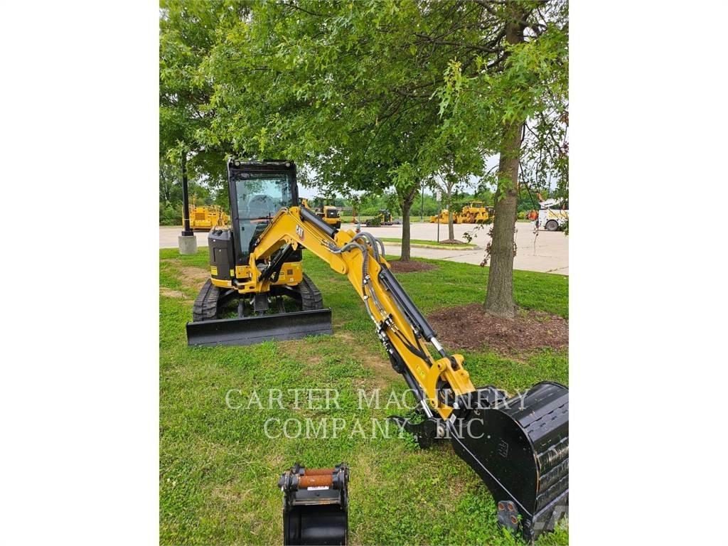 CAT 303.5CR Paletli ekskavatörler