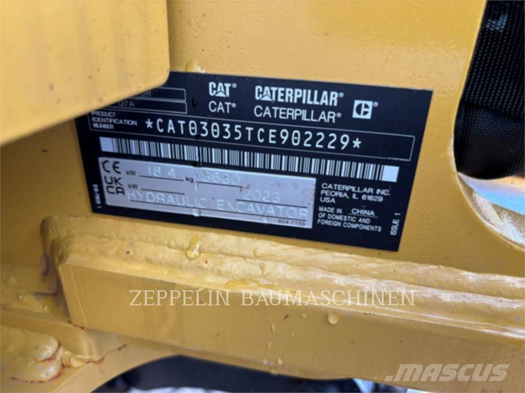 CAT 303.5CR-07 Paletli ekskavatörler