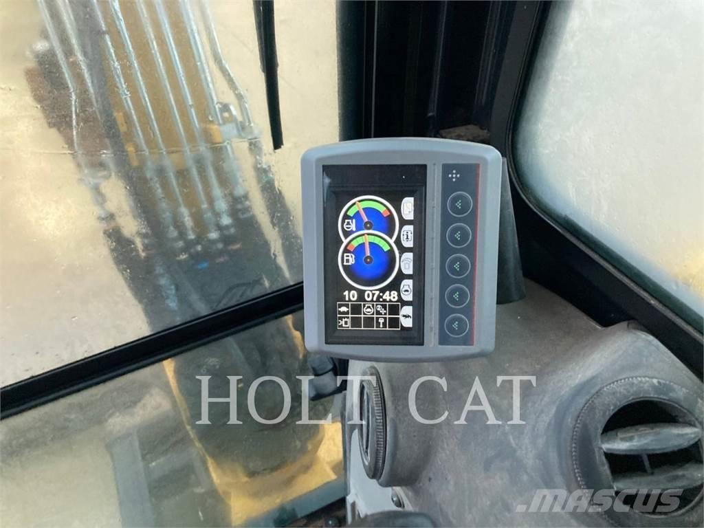 CAT 303.5E CR Paletli ekskavatörler