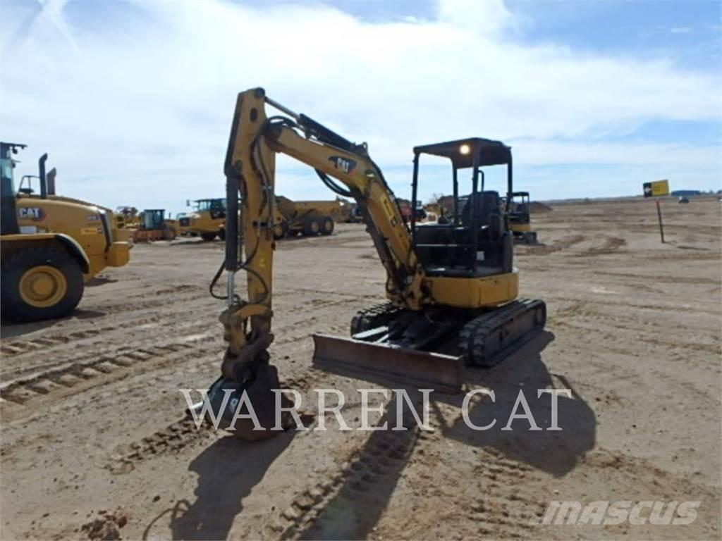 CAT 303.5E2 Paletli ekskavatörler