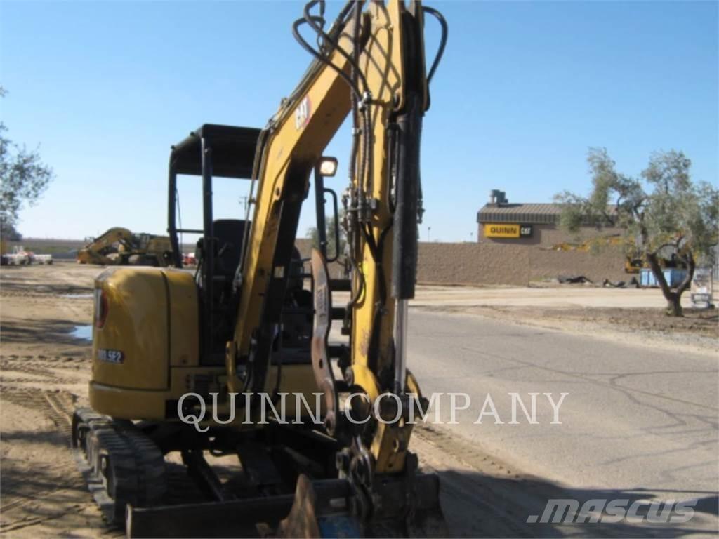 CAT 303.5E2 Paletli ekskavatörler