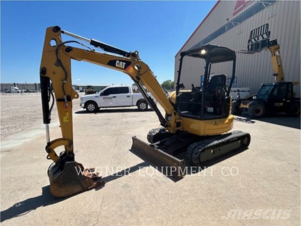 CAT 303.5E2 Paletli ekskavatörler