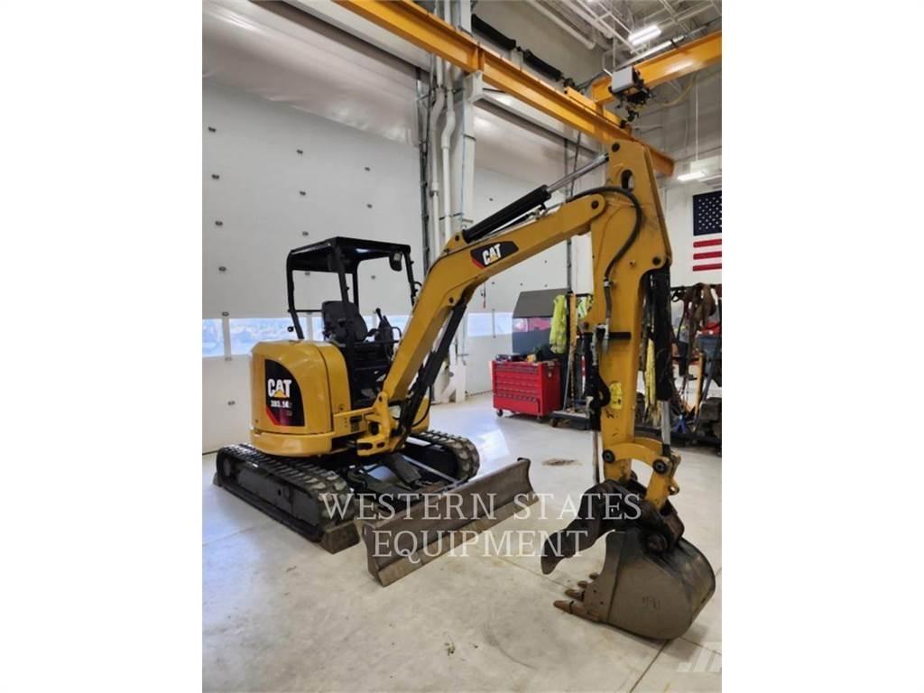 CAT 303.5E2 Paletli ekskavatörler