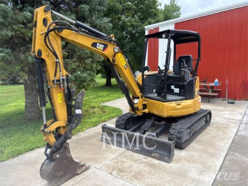 CAT 303.5E2 Paletli ekskavatörler