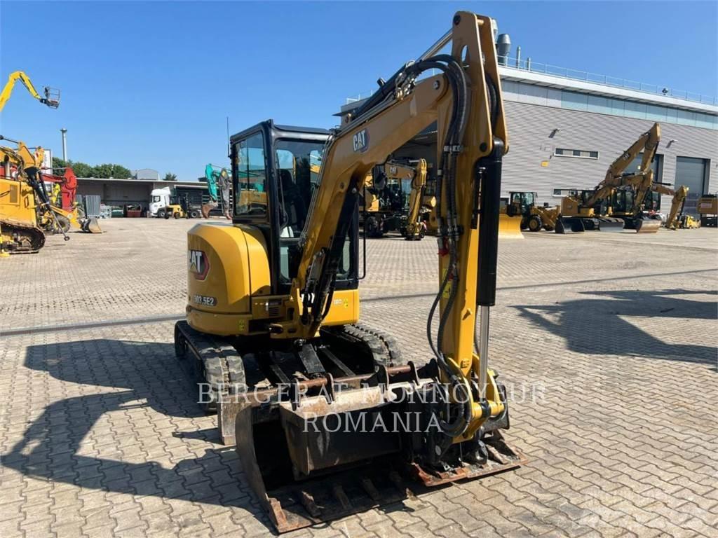 CAT 303.5E2CR Paletli ekskavatörler
