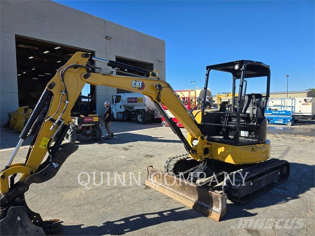 CAT 303.5E2CR Paletli ekskavatörler