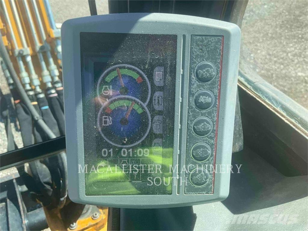 CAT 303.5E2CR Paletli ekskavatörler