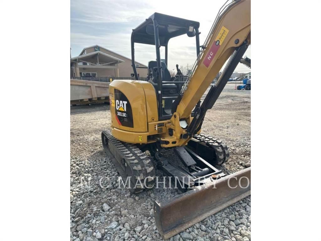 CAT 303.5E2CRN Paletli ekskavatörler