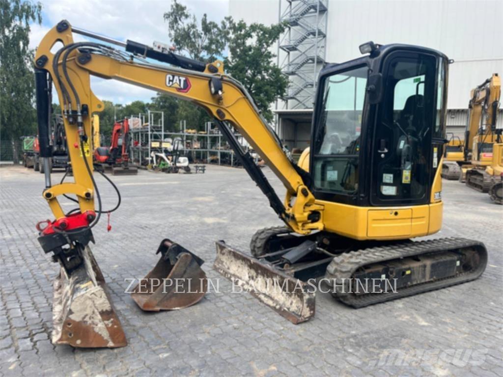 CAT 303.5ECR Paletli ekskavatörler