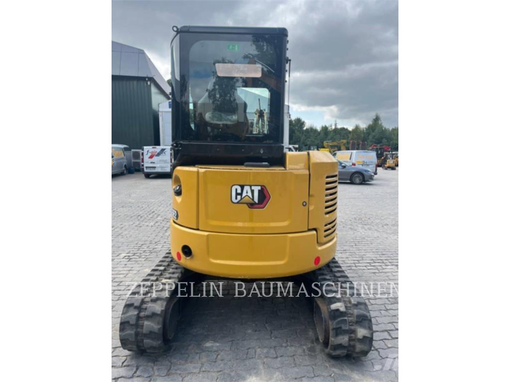 CAT 303.5ECR Paletli ekskavatörler