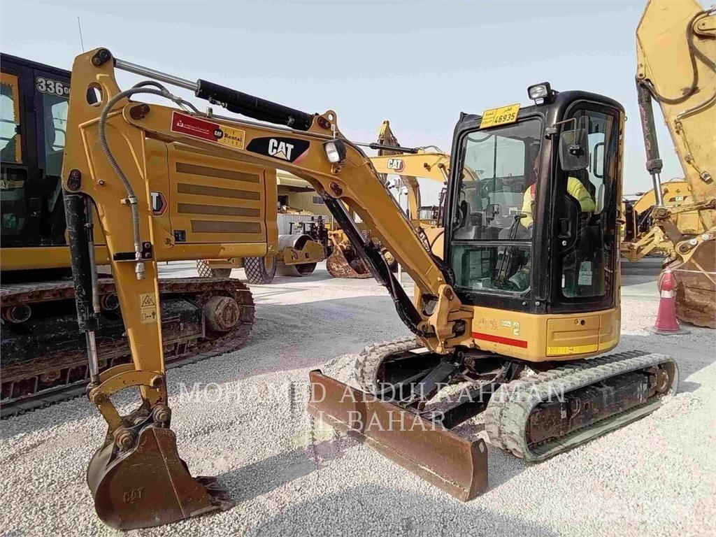 CAT 303.5ECR Paletli ekskavatörler