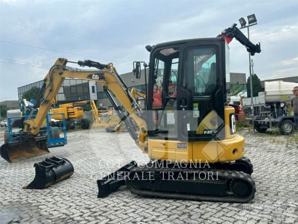 CAT 303 E CR Paletli ekskavatörler