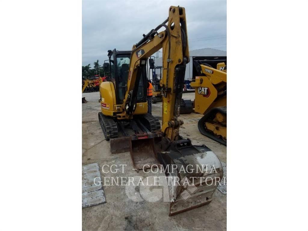 CAT 303 E CR Paletli ekskavatörler