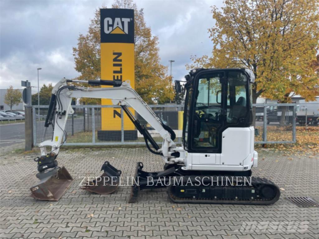 CAT 303CR-07A Paletli ekskavatörler