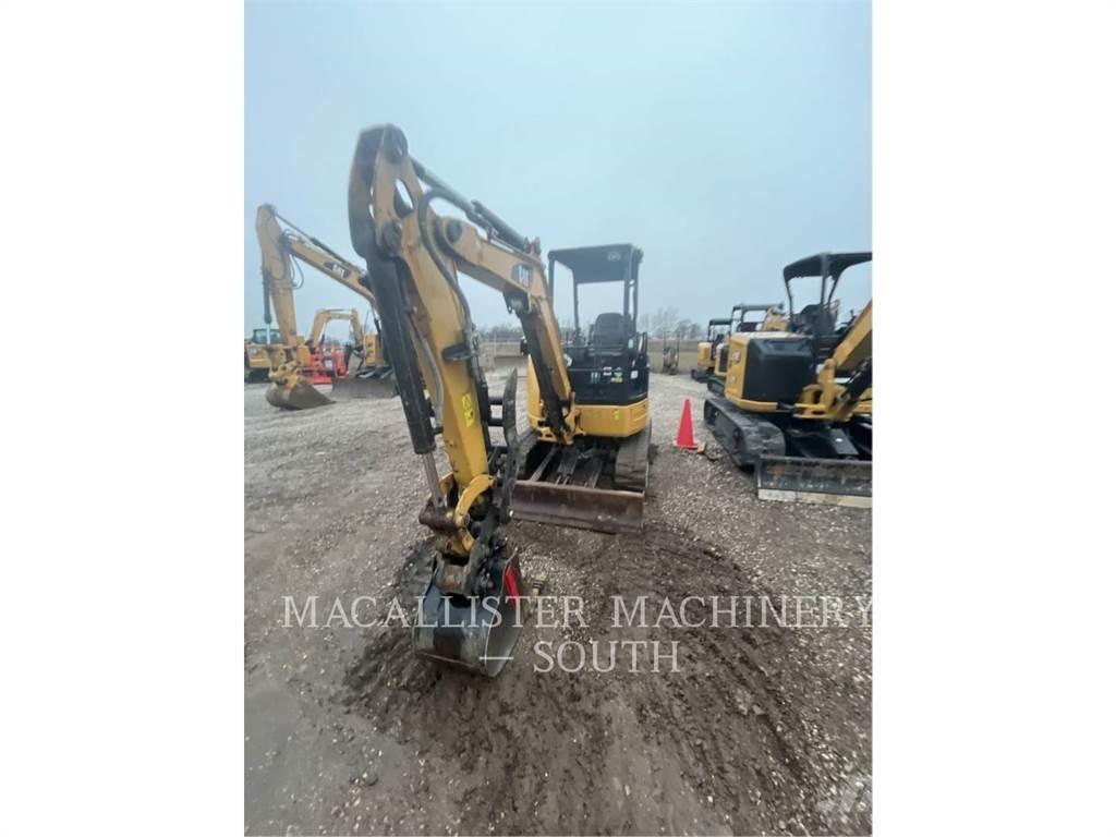 CAT 303E Paletli ekskavatörler