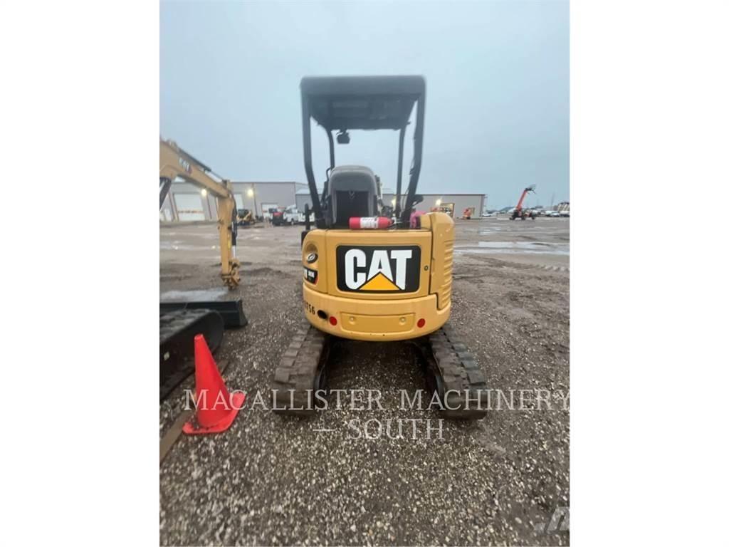 CAT 303E Paletli ekskavatörler