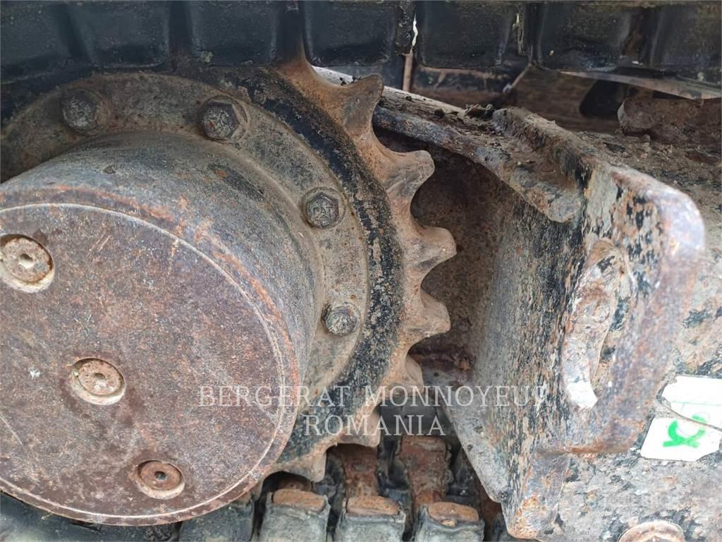CAT 303ECR Paletli ekskavatörler