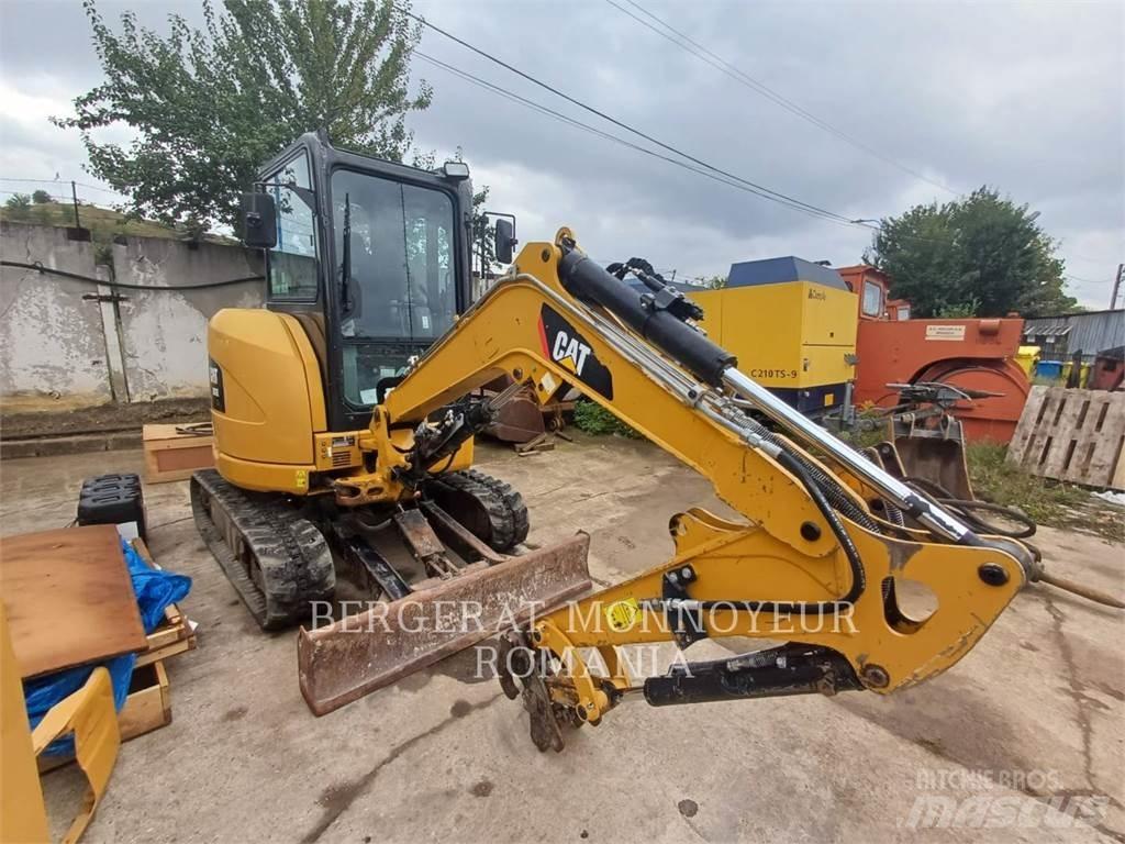 CAT 303ECR Paletli ekskavatörler
