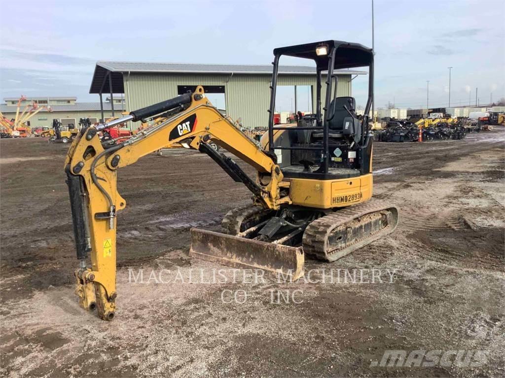 CAT 303ECR Paletli ekskavatörler