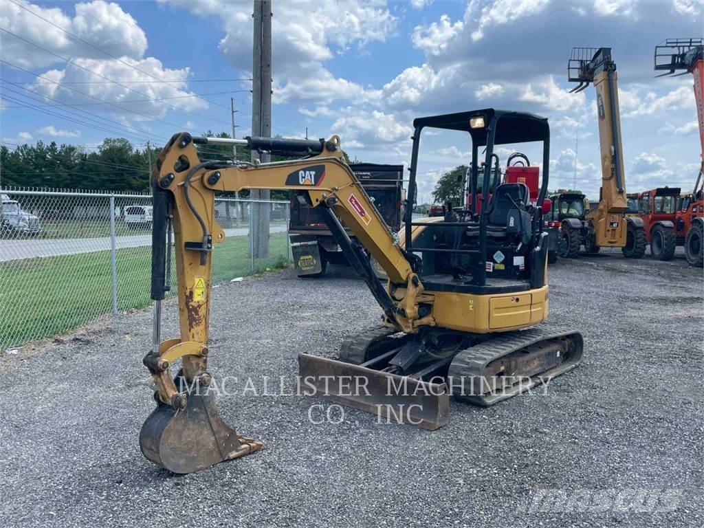 CAT 303ECR Paletli ekskavatörler