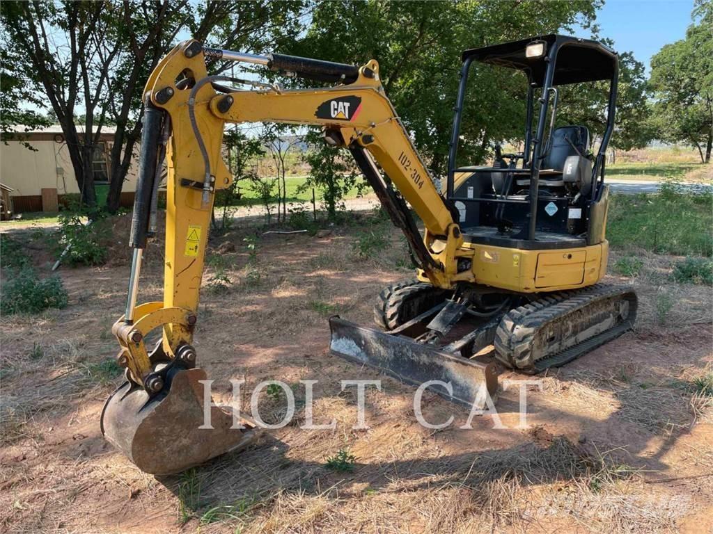 CAT 303ECR Paletli ekskavatörler