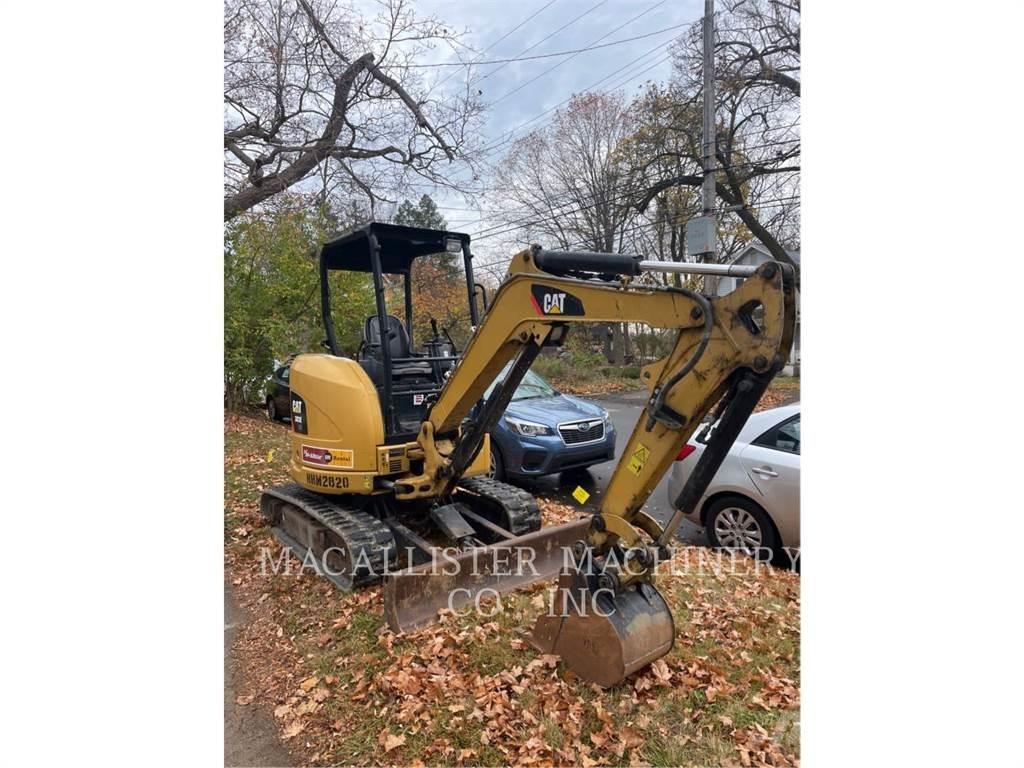 CAT 303ECR Paletli ekskavatörler