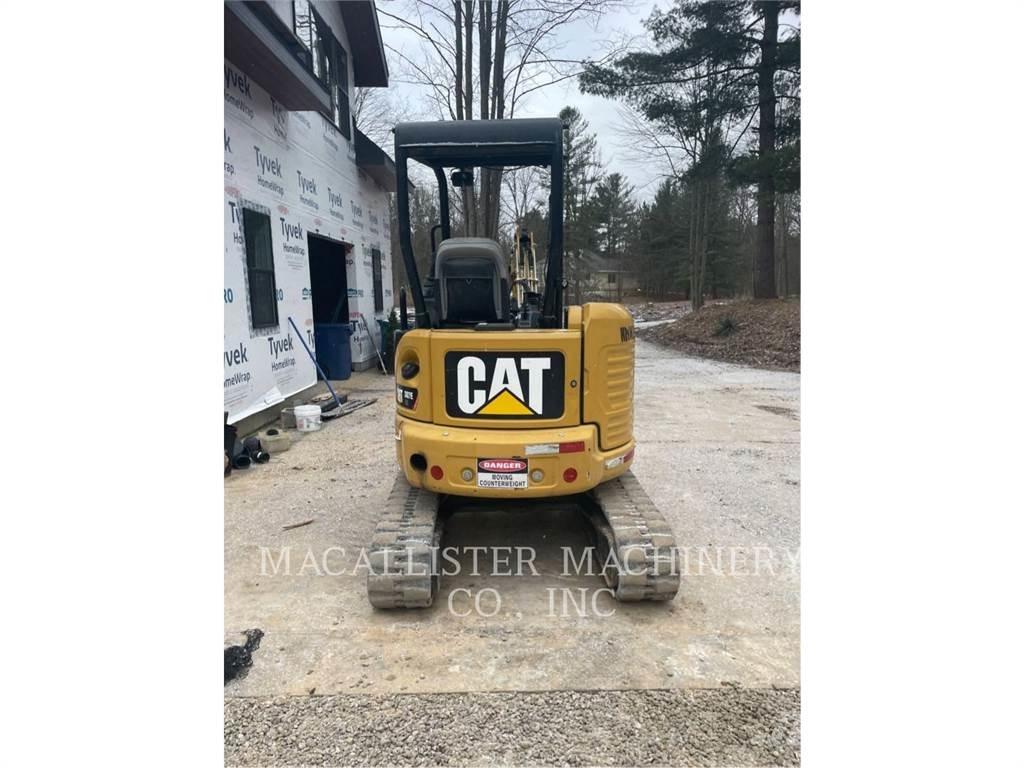 CAT 303ECR Paletli ekskavatörler