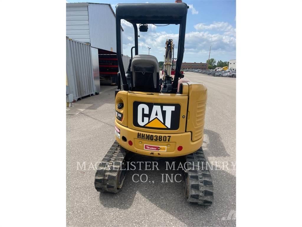 CAT 303ECR Paletli ekskavatörler
