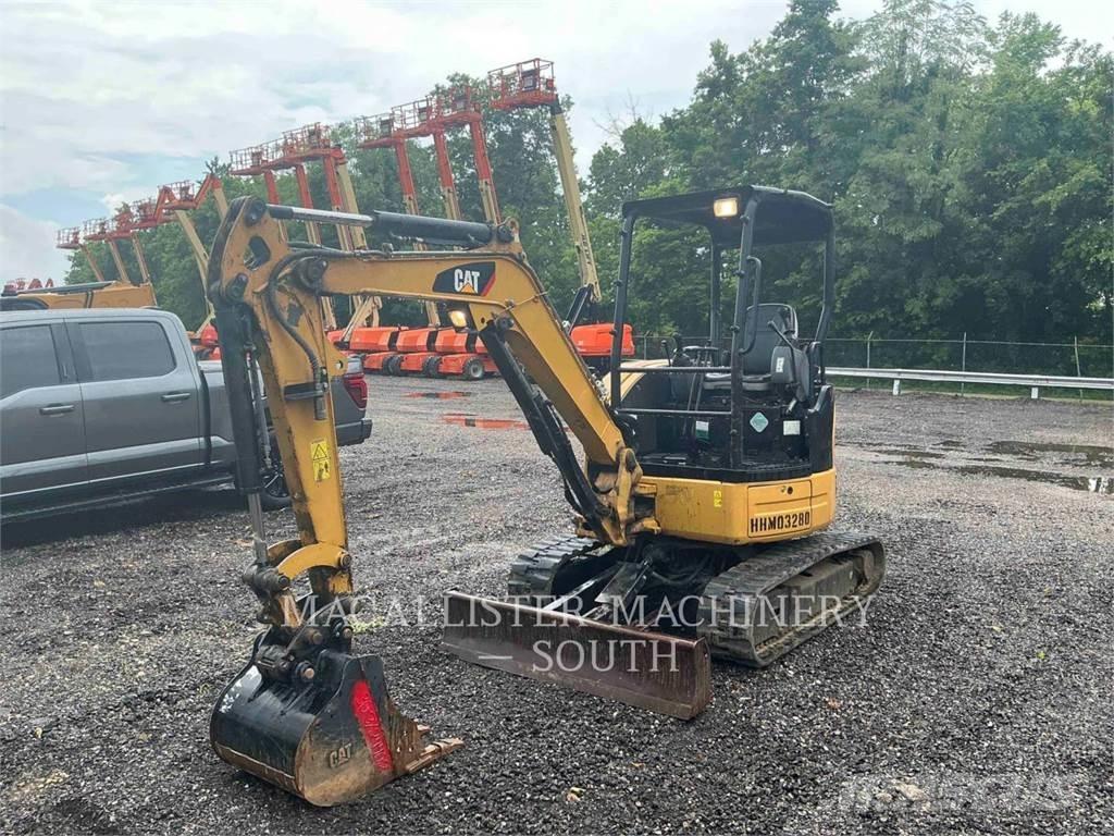 CAT 303ECR Paletli ekskavatörler
