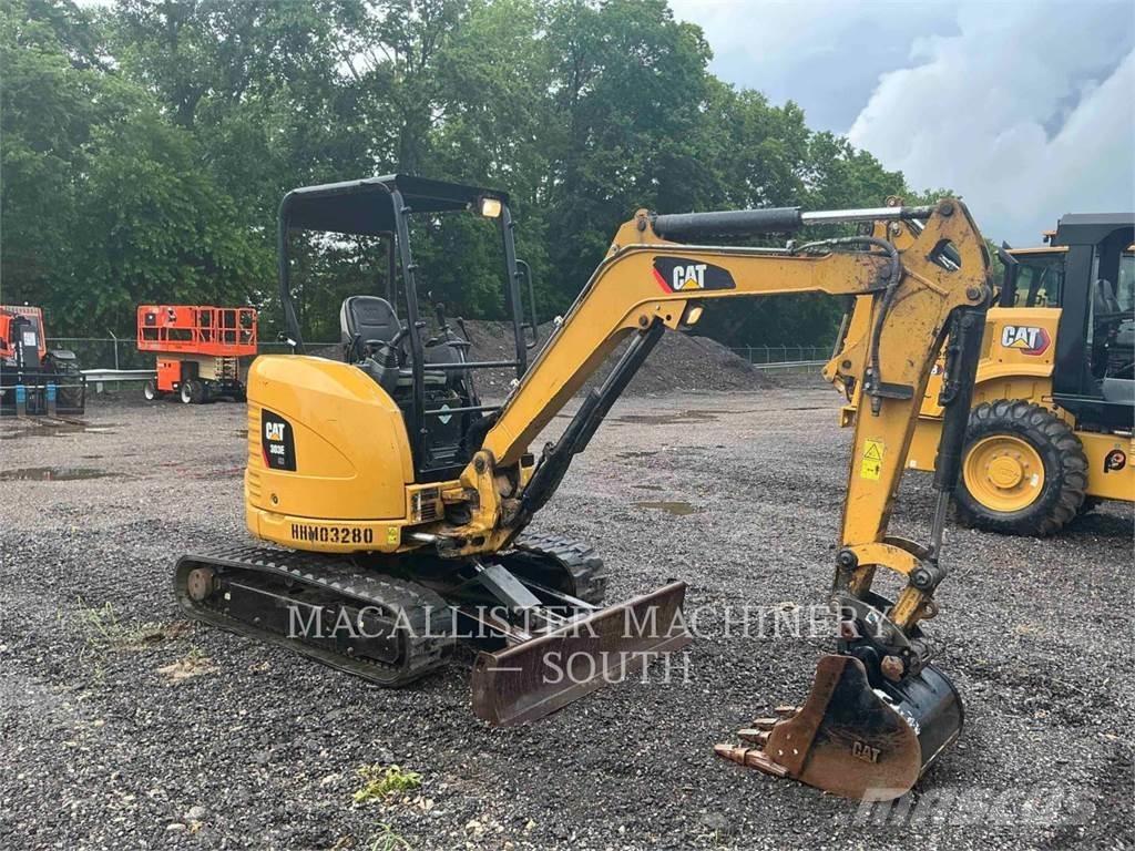 CAT 303ECR Paletli ekskavatörler