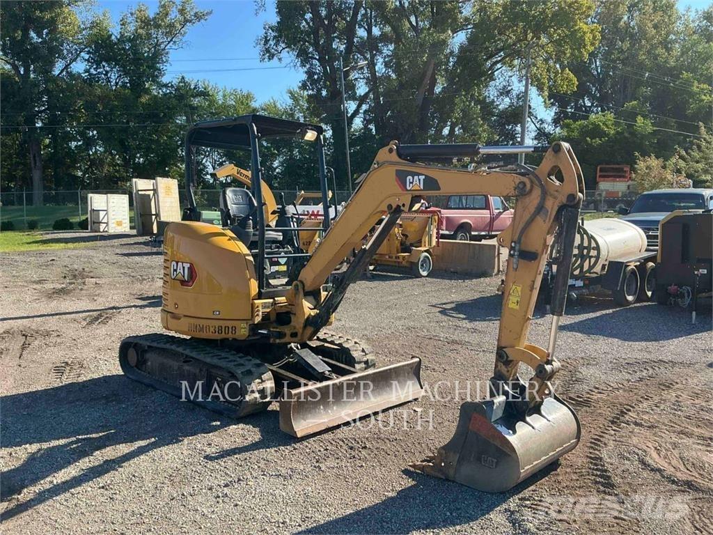 CAT 303ECR Paletli ekskavatörler