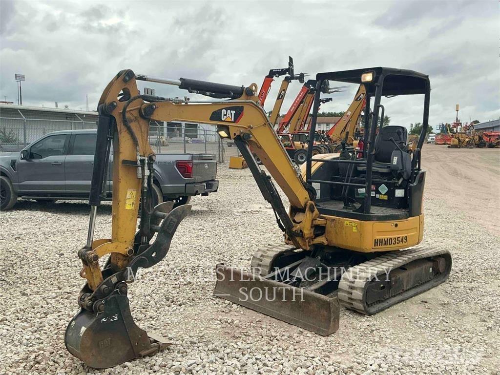 CAT 303ECR Paletli ekskavatörler