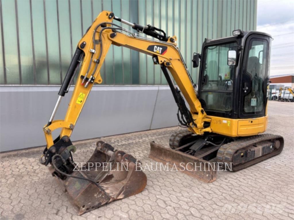CAT 303ECR Paletli ekskavatörler