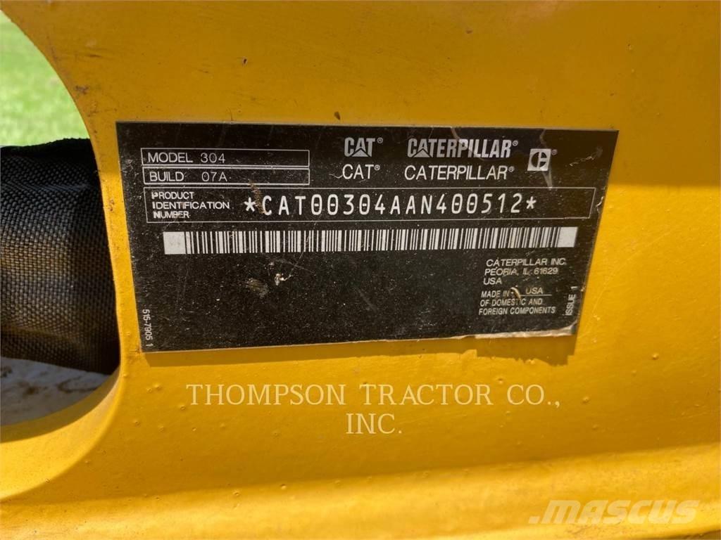 CAT 304 Paletli ekskavatörler