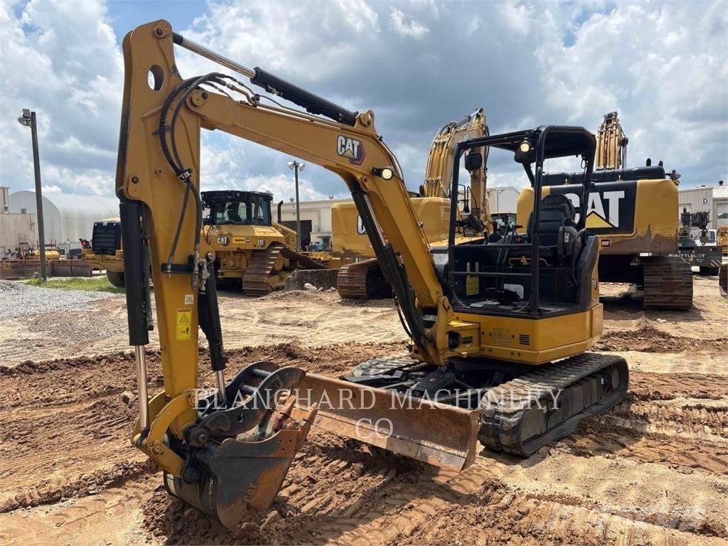 CAT 304 Paletli ekskavatörler