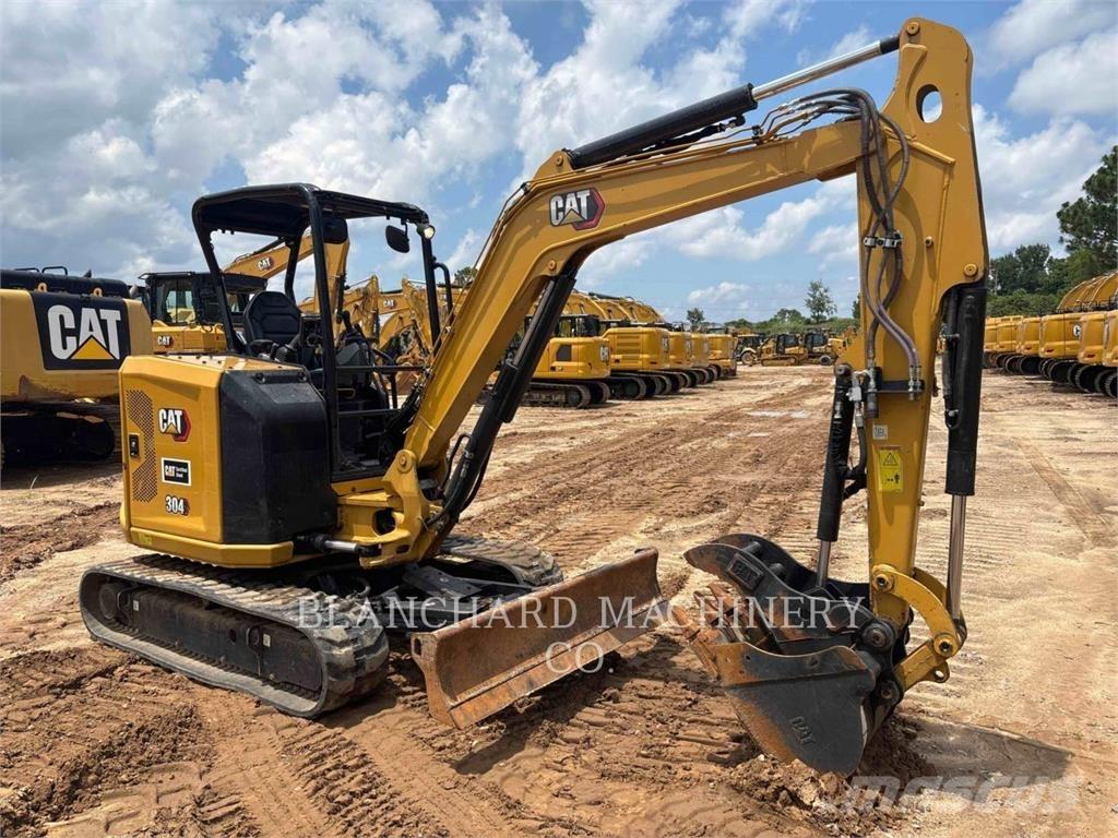 CAT 304 Paletli ekskavatörler