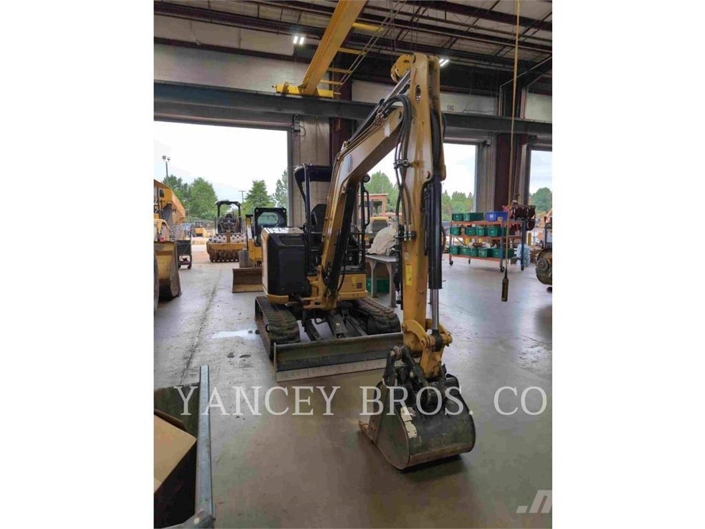 CAT 304 Paletli ekskavatörler