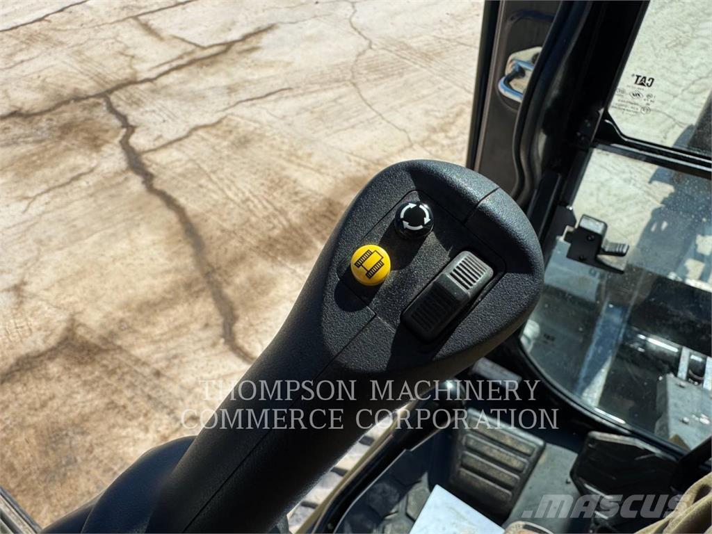 CAT 304 Paletli ekskavatörler