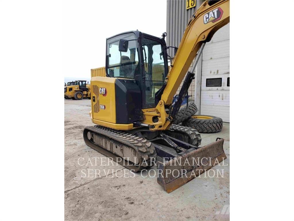 CAT 304 07A Paletli ekskavatörler