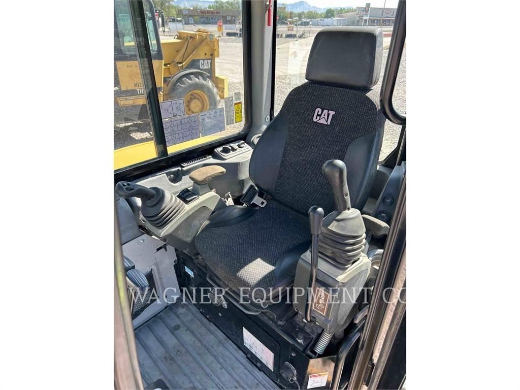 CAT 304.5E2 Paletli ekskavatörler