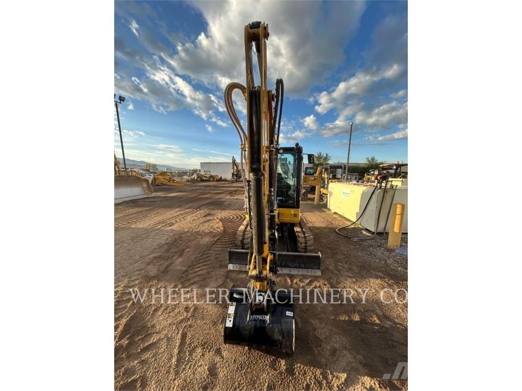 CAT 304 C3 TH Paletli ekskavatörler